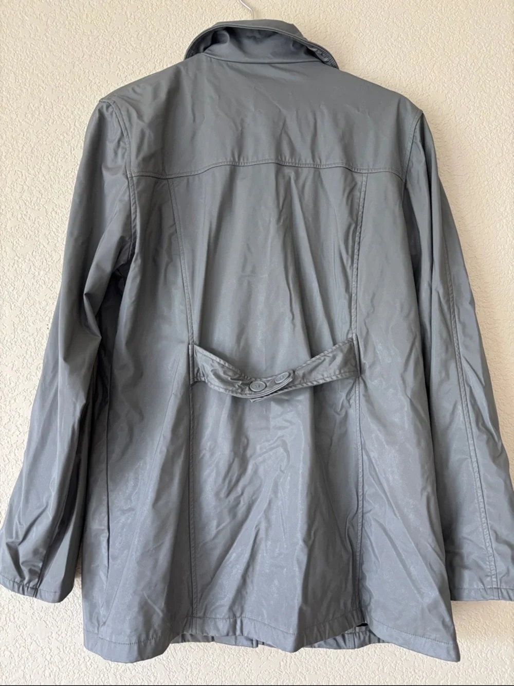 Loise Paris item gray